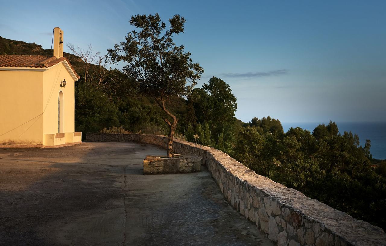 Villa Kanalos - Private Pool & Stunning Views, By Zantewize Kalamákion Екстериор снимка
